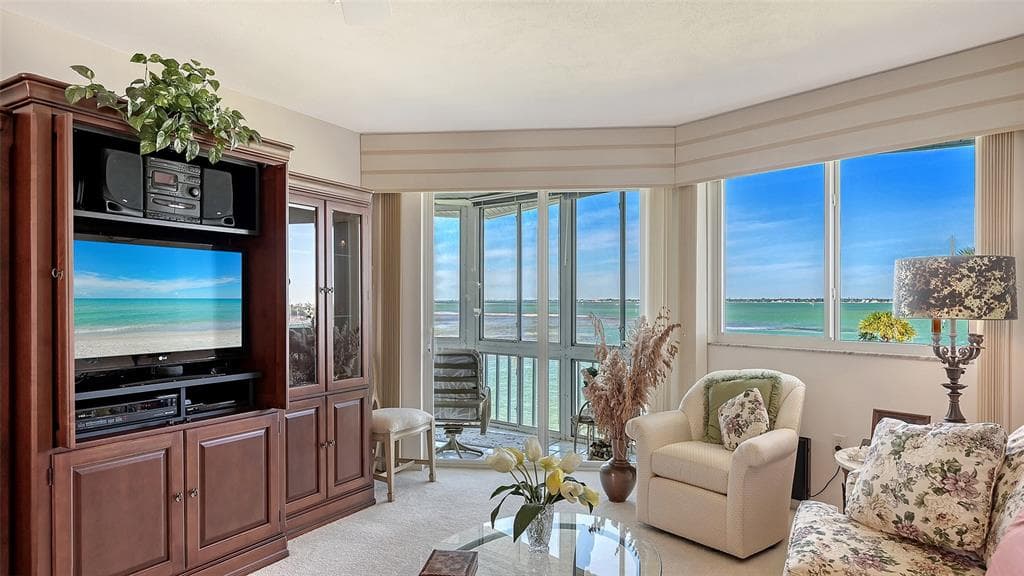 777 JOHN RINGLING BOULEVARD 32 photo 6