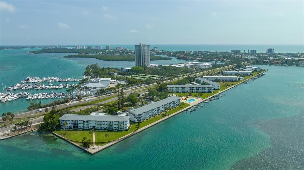 777 JOHN RINGLING BOULEVARD 32 photo 1