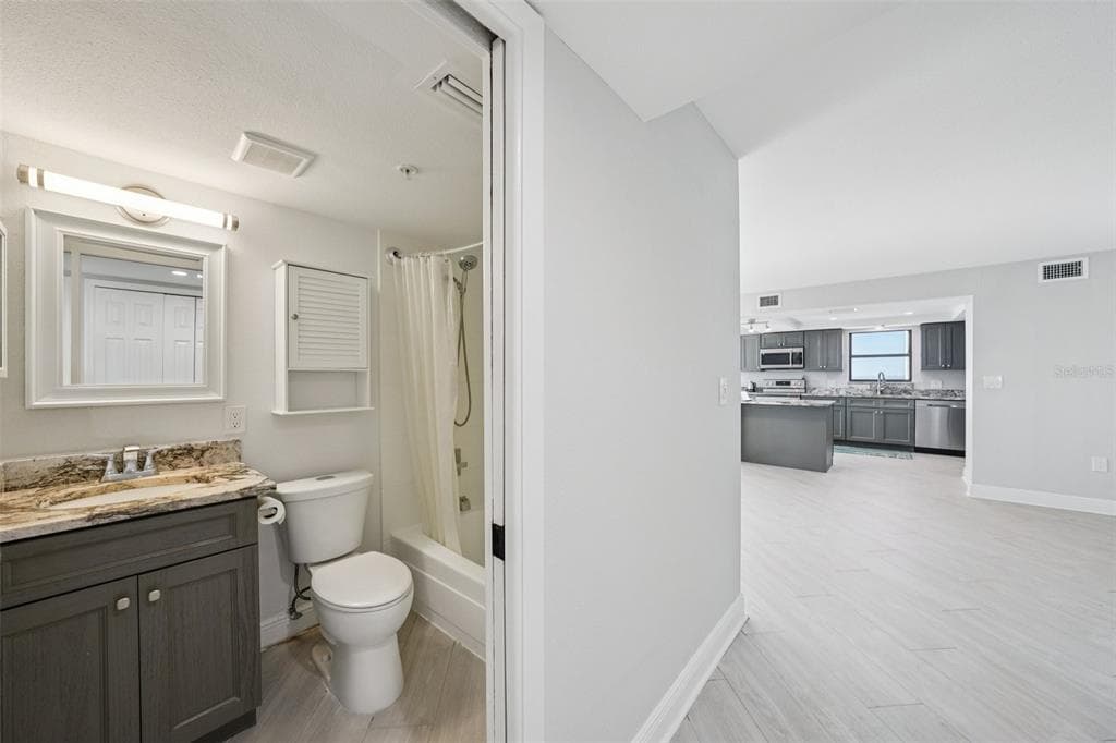 15316 GULF BOULEVARD 801 photo 24