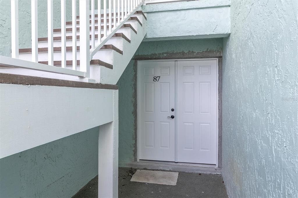 1 WINDRUSH BOULEVARD 87 photo 2