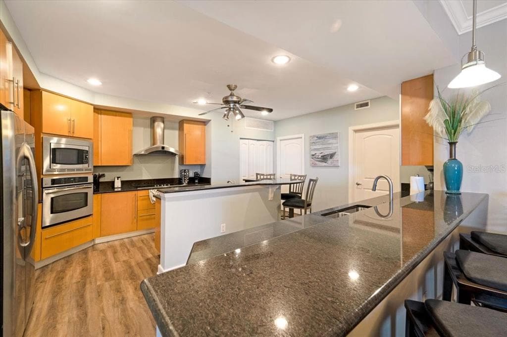 1925 S ATLANTIC AVENUE 502 photo 7