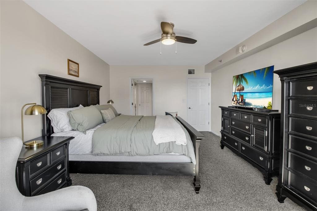 1485 GULF OF MEXICO DRIVE 303 photo 16