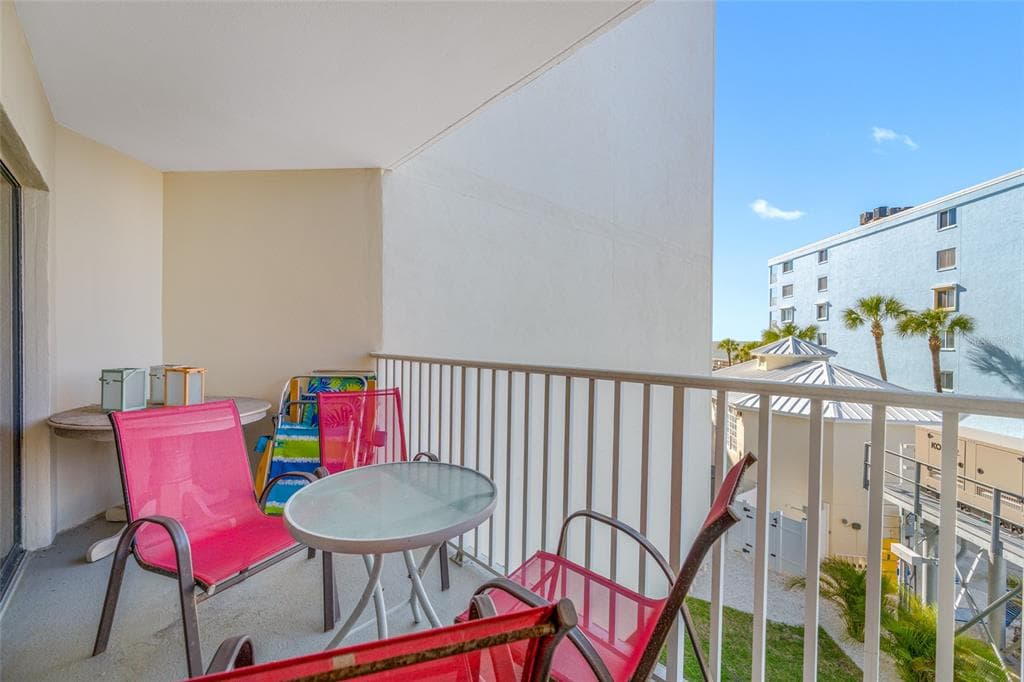 18450 GULF BOULEVARD 213 photo 17