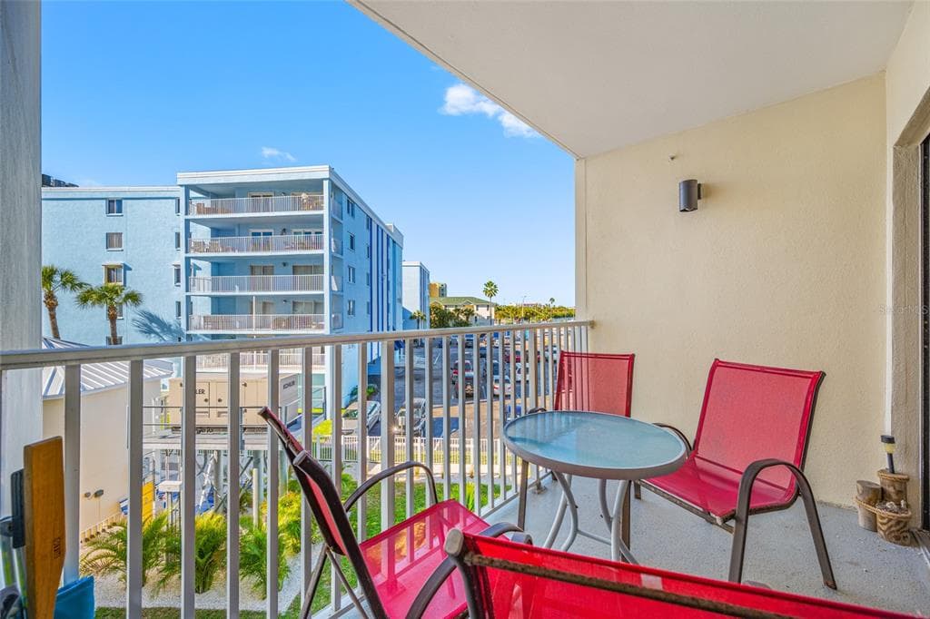 18450 GULF BOULEVARD 213 photo 16