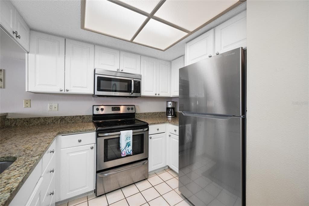 18450 GULF BOULEVARD 213 photo 8