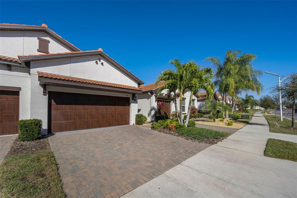 5314 STOIC VALE DRIVE photo 6