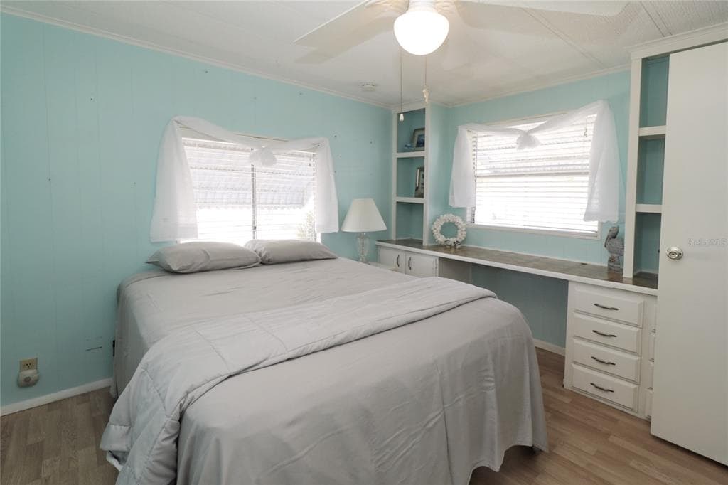 107 E SAINT JOHNS WAY photo 9