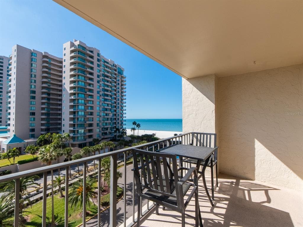 1480 GULF BOULEVARD 610 photo 24