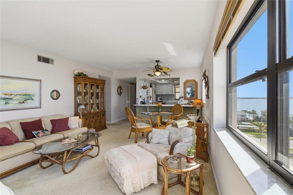 1270 GULF BOULEVARD 801 photo 8
