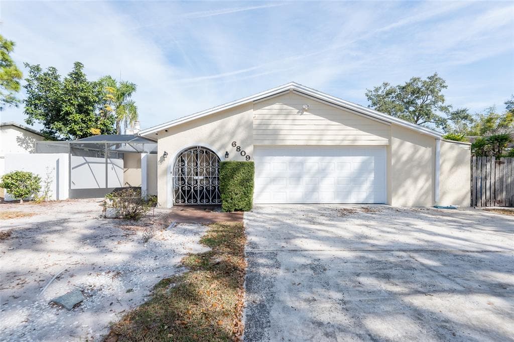 6809 TWELVE OAKS BOULEVARD photo 3