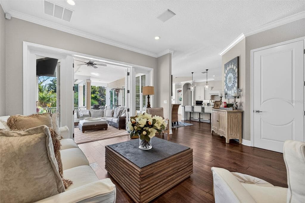 1581 ALEXANDER ROAD photo 2
