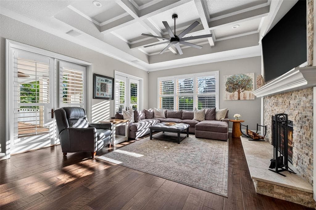 1581 ALEXANDER ROAD photo 15
