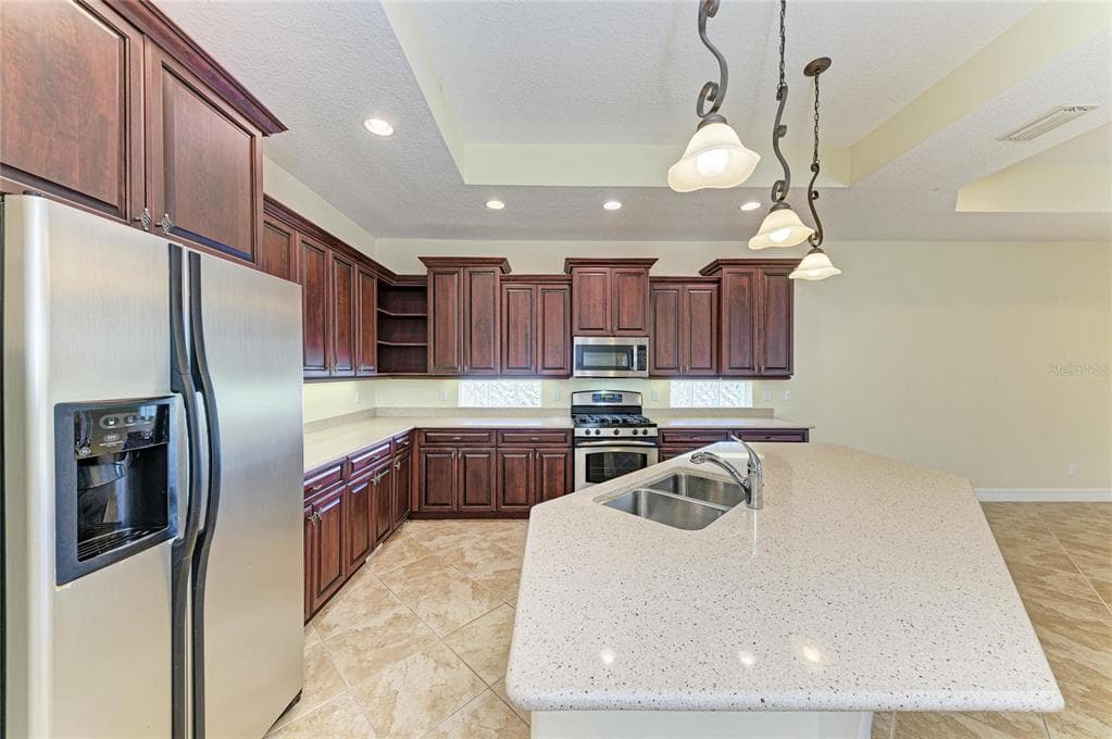 650 CRANE PRAIRIE WAY photo 15