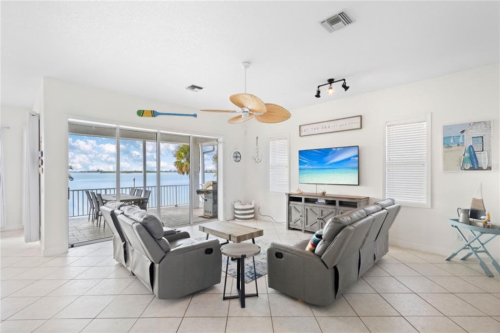 1380 AQUA VIEW LANE photo 7
