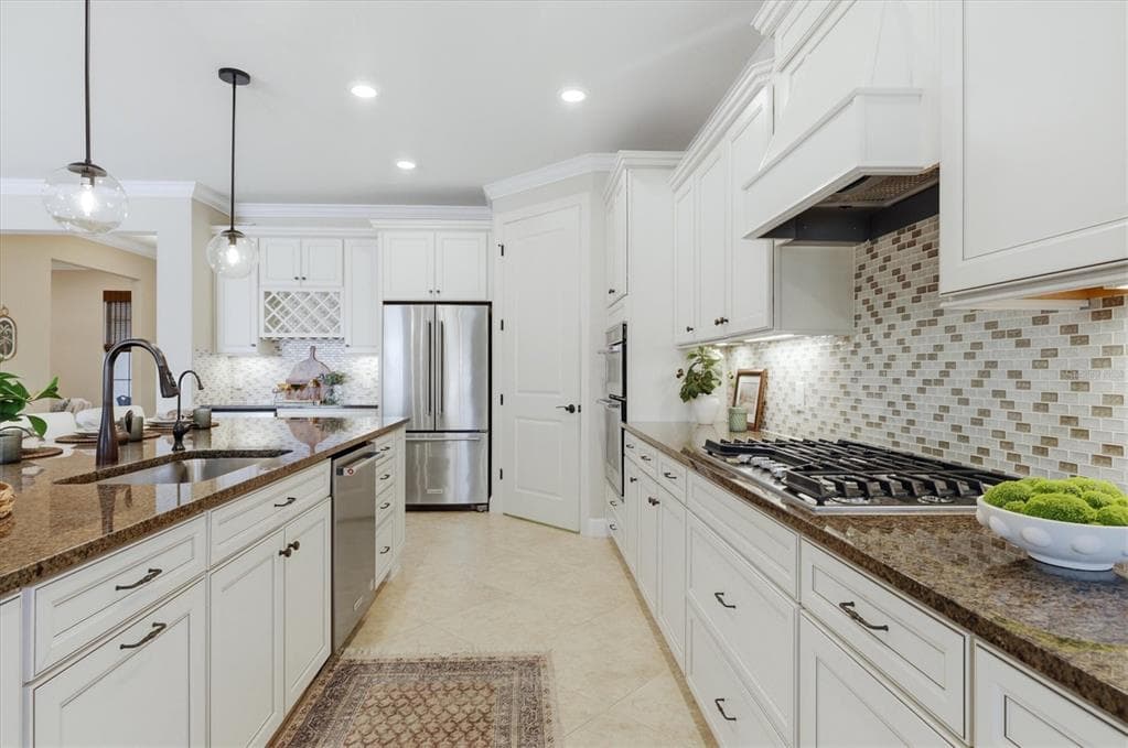 17203 CORINNA PLACE photo 15