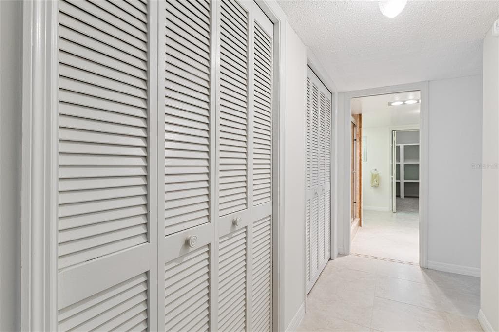 6204 MASTERS BOULEVARD 202 photo 23