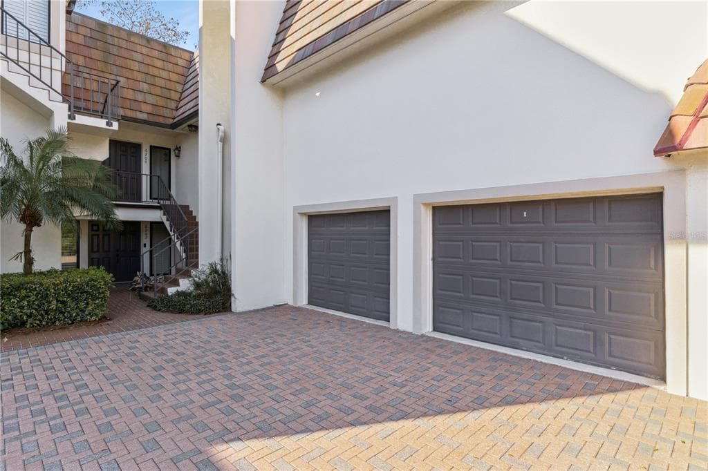 6204 MASTERS BOULEVARD 202 photo 11