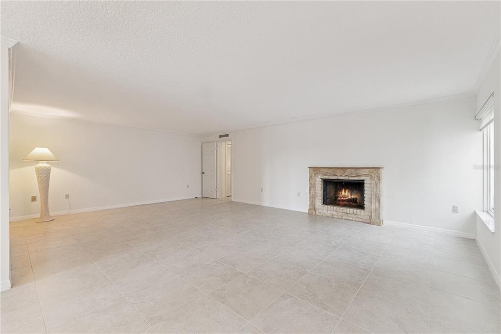 6204 MASTERS BOULEVARD 202 photo 19