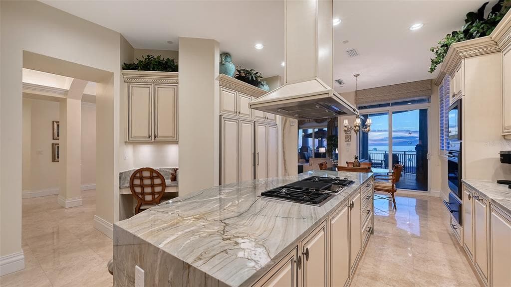 4127 GULF OF MEXICO DRIVE N102 photo 21