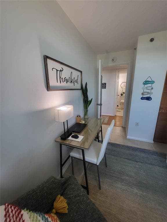 701 S MADISON AVENUE 414 photo 10