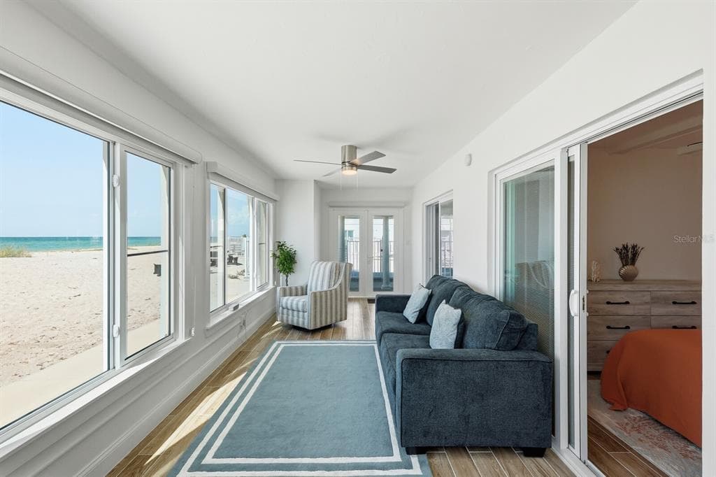 320 GULF BOULEVARD 5C photo 5