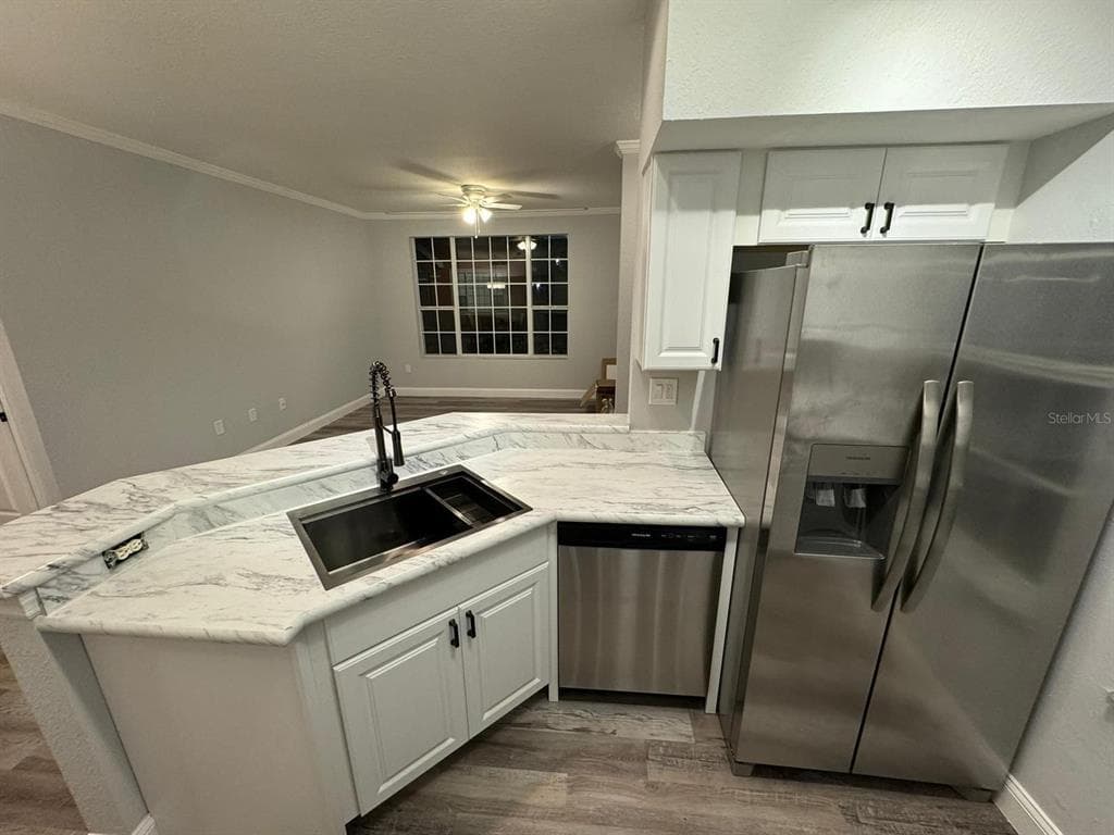 9820 LAKE CHASE ISLAND WAY 9820 photo 17