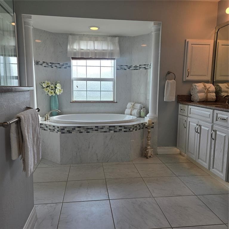 721 ROTONDA CIRCLE photo 20