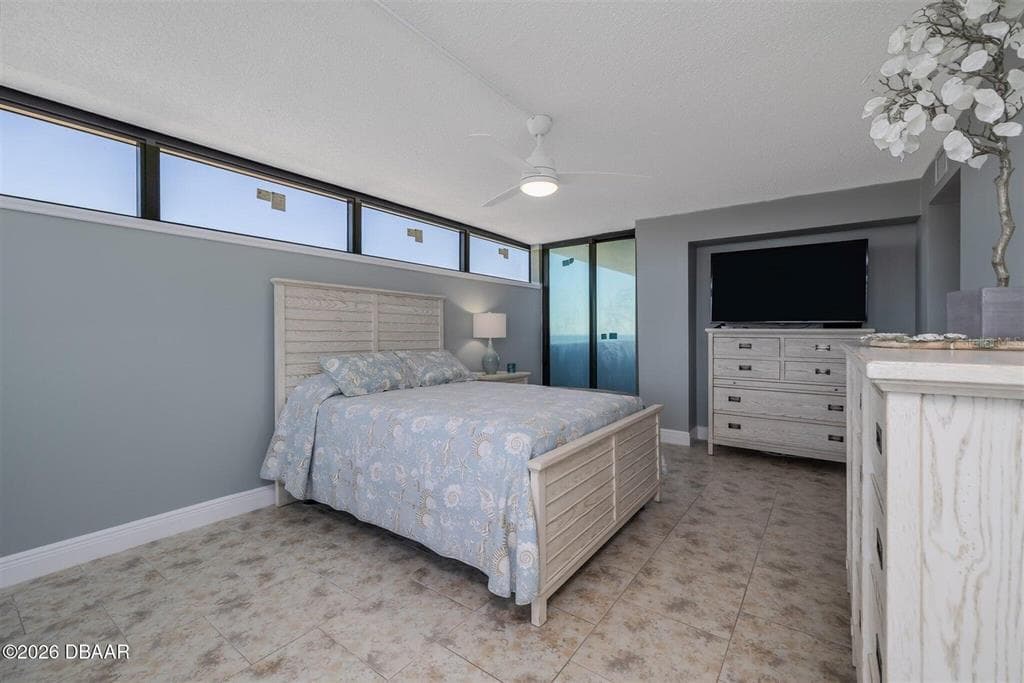 1420 N ATLANTIC AVENUE 1601 photo 13