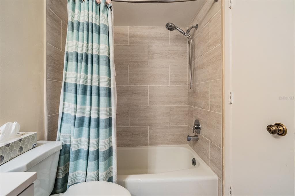 3505 TARPON WOODS BOULEVARD Q402 photo 18