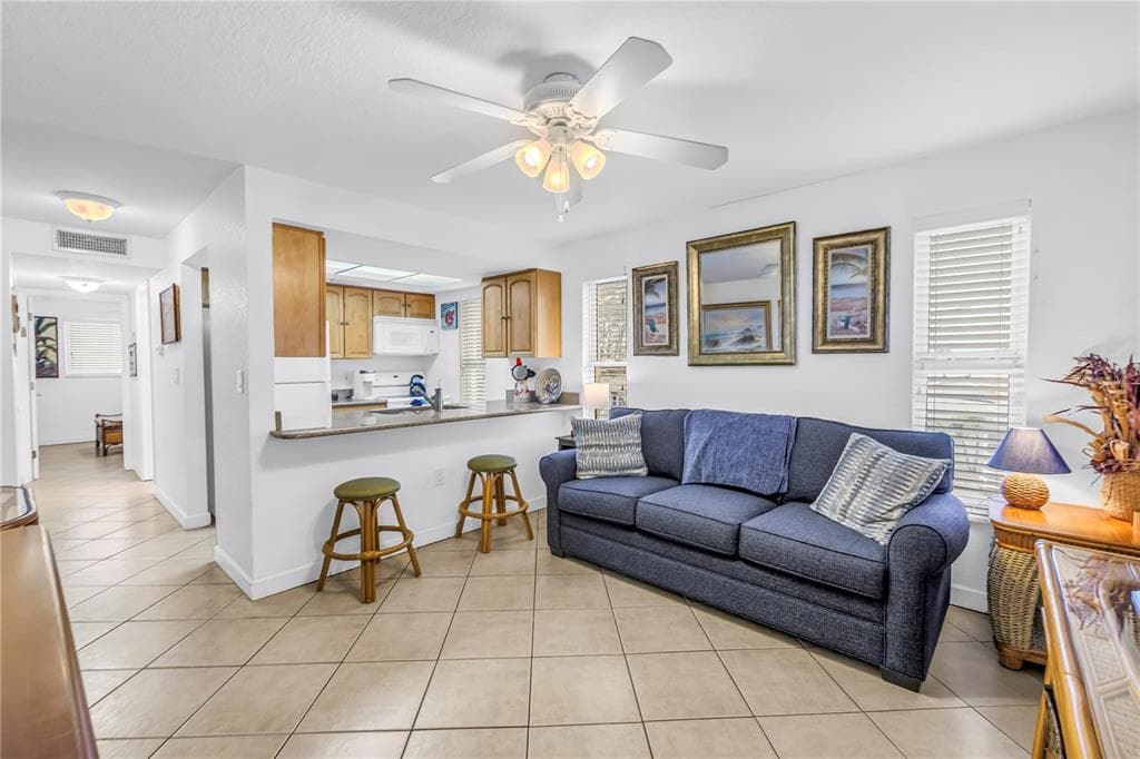 10265 GULF BOULEVARD B315 photo 8