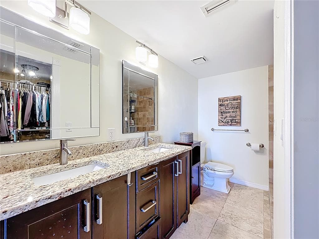 100 PIERCE STREET 910 photo 12