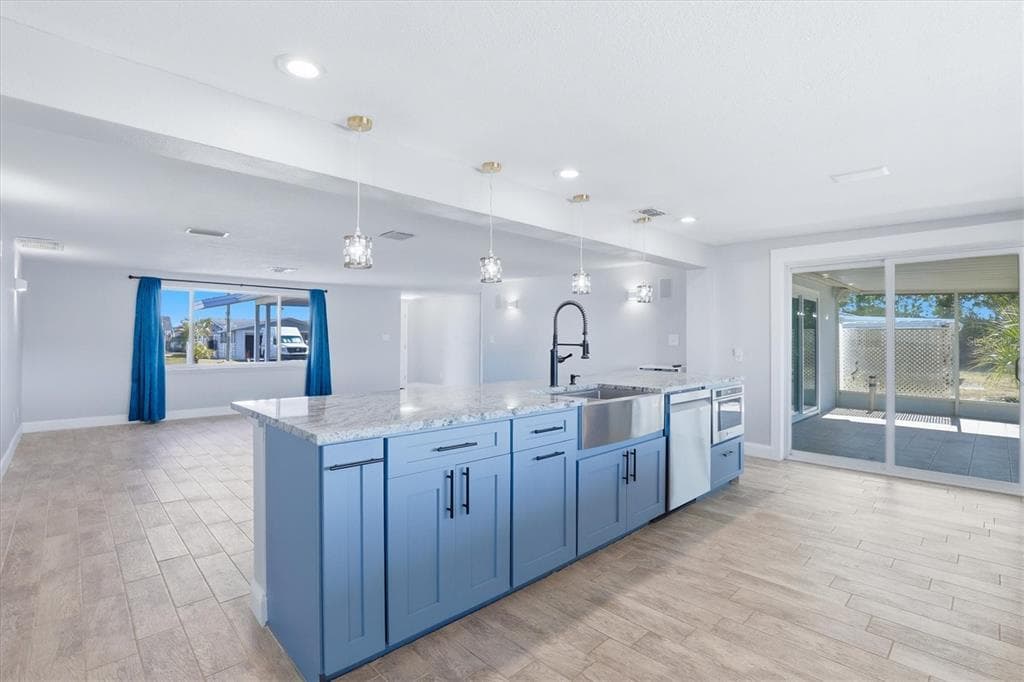 13701 MARIA DRIVE photo 16