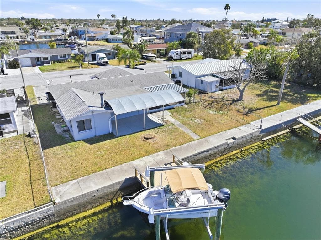 13701 MARIA DRIVE photo 1