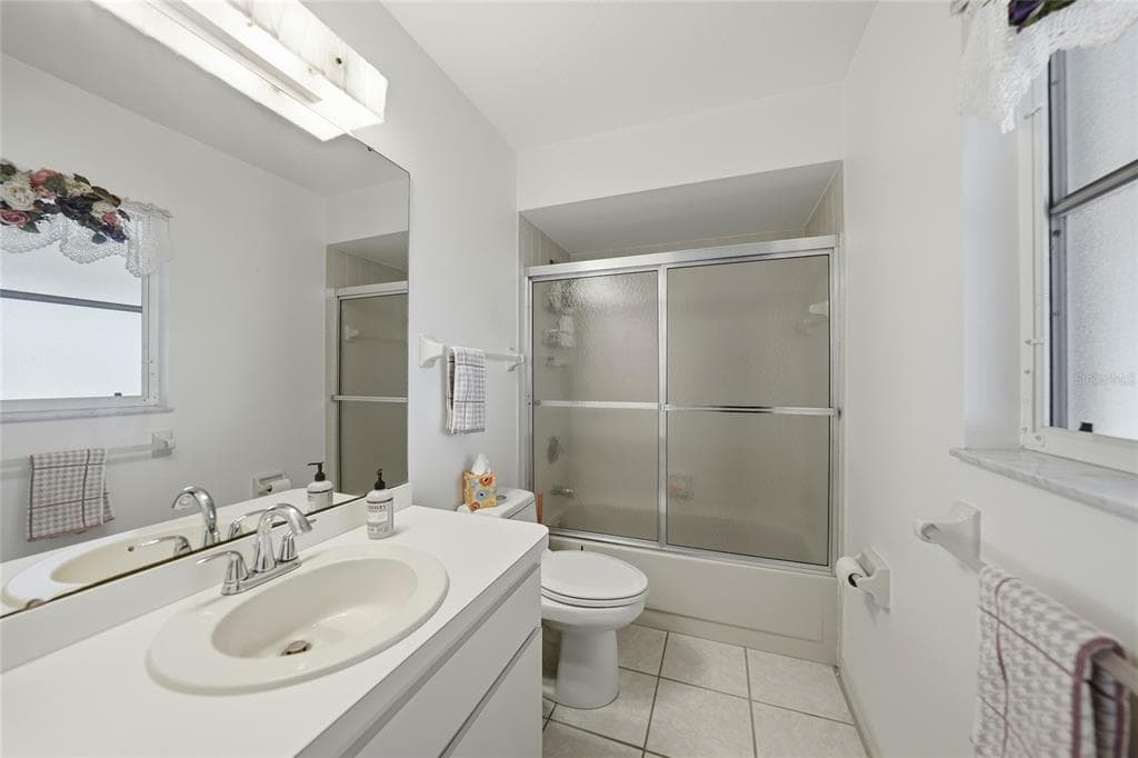 405 RIDGECREST DRIVE photo 17