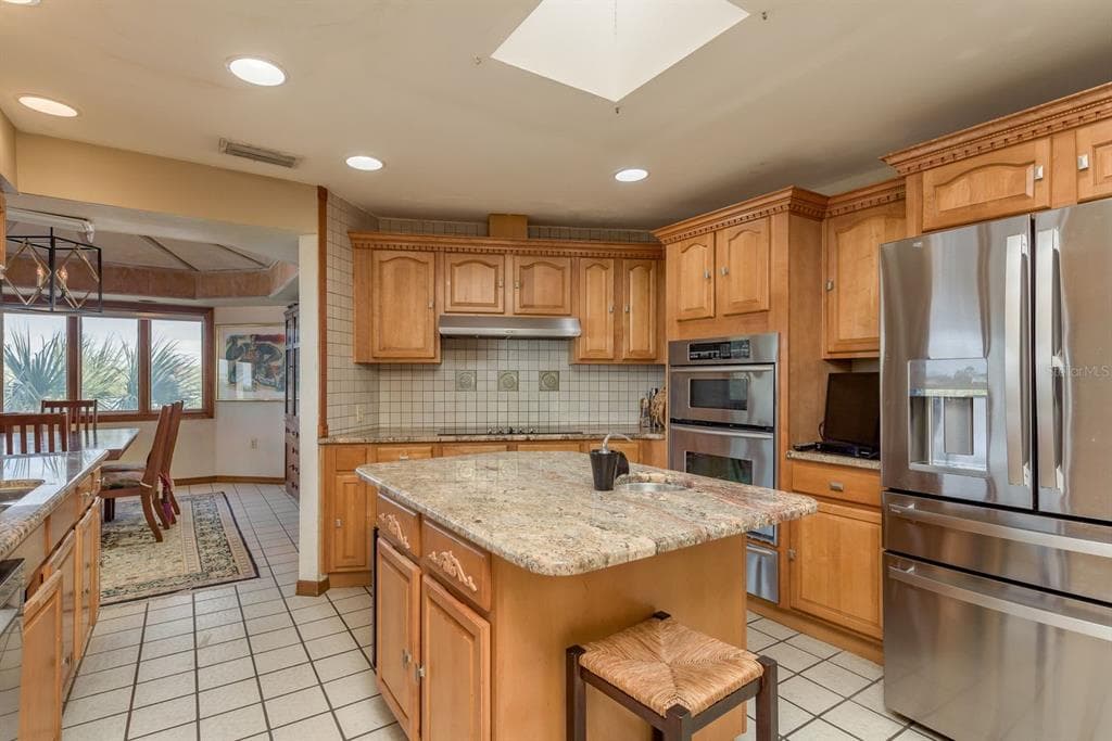 600 SOUNDVIEW DRIVE photo 19