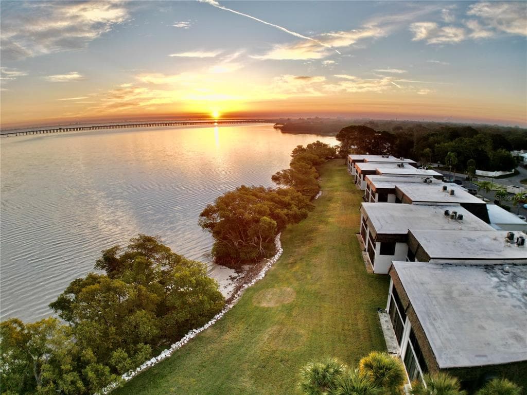 2980 HAINES BAYSHORE ROAD 124 photo 2