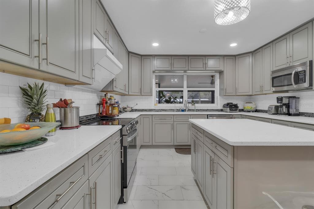 5870 ALLIGATOR LAKE SHORE W photo 13