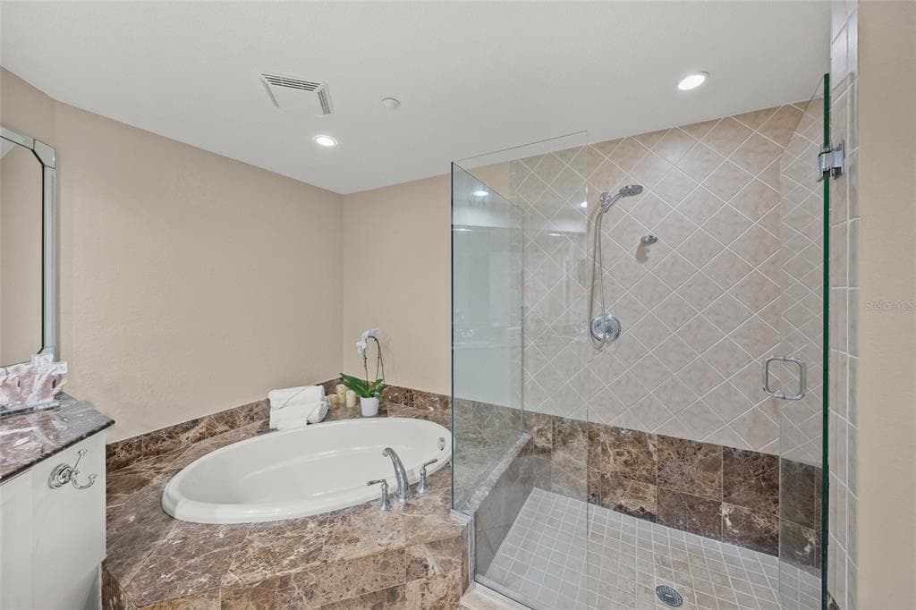 14021 BELLAGIO WAY 309 photo 22
