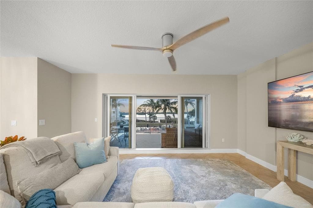 14021 BELLAGIO WAY 309 photo 15