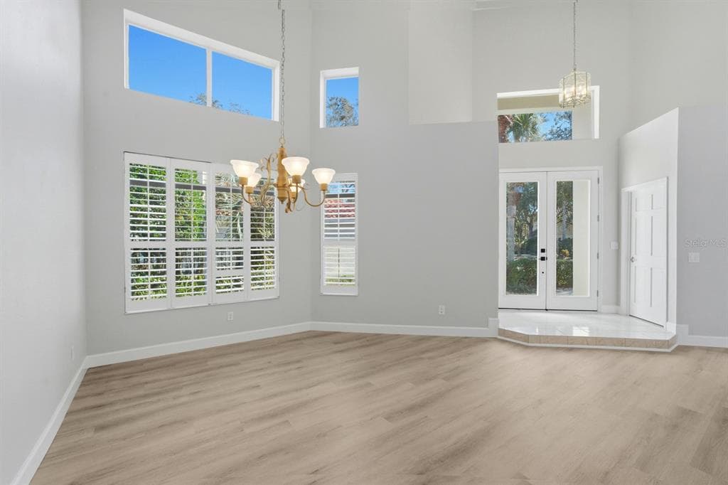 13 MADEIRA COURT photo 19