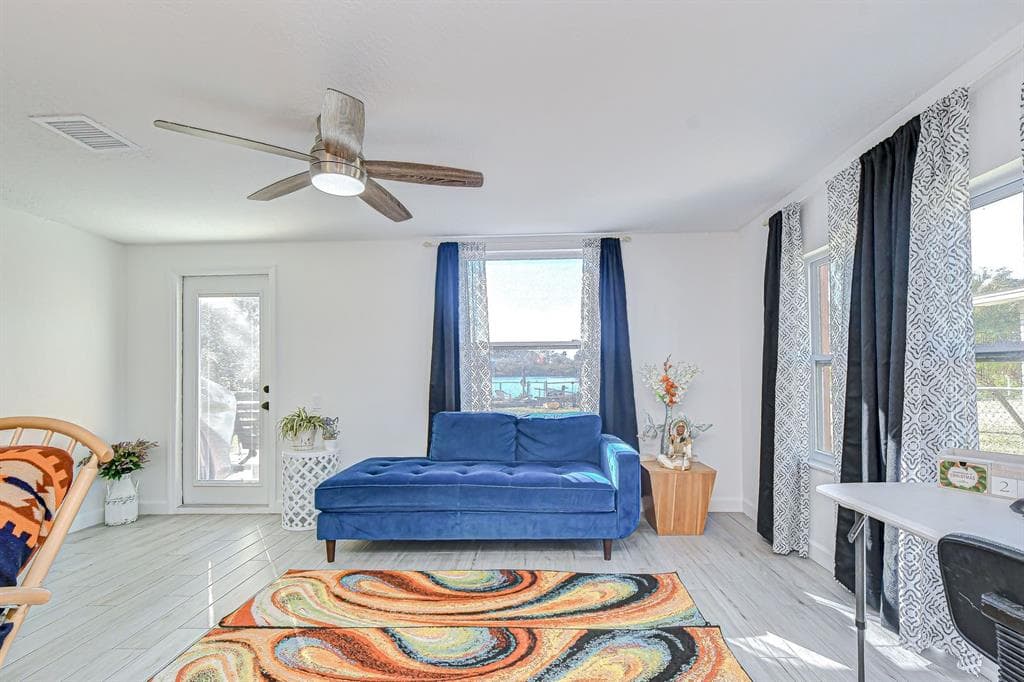 7051 MORNINGSTAR LANE photo 17