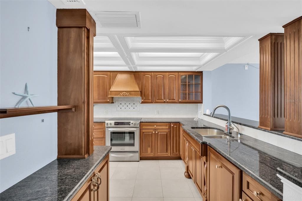 17900 GULF BOULEVARD 12A photo 7