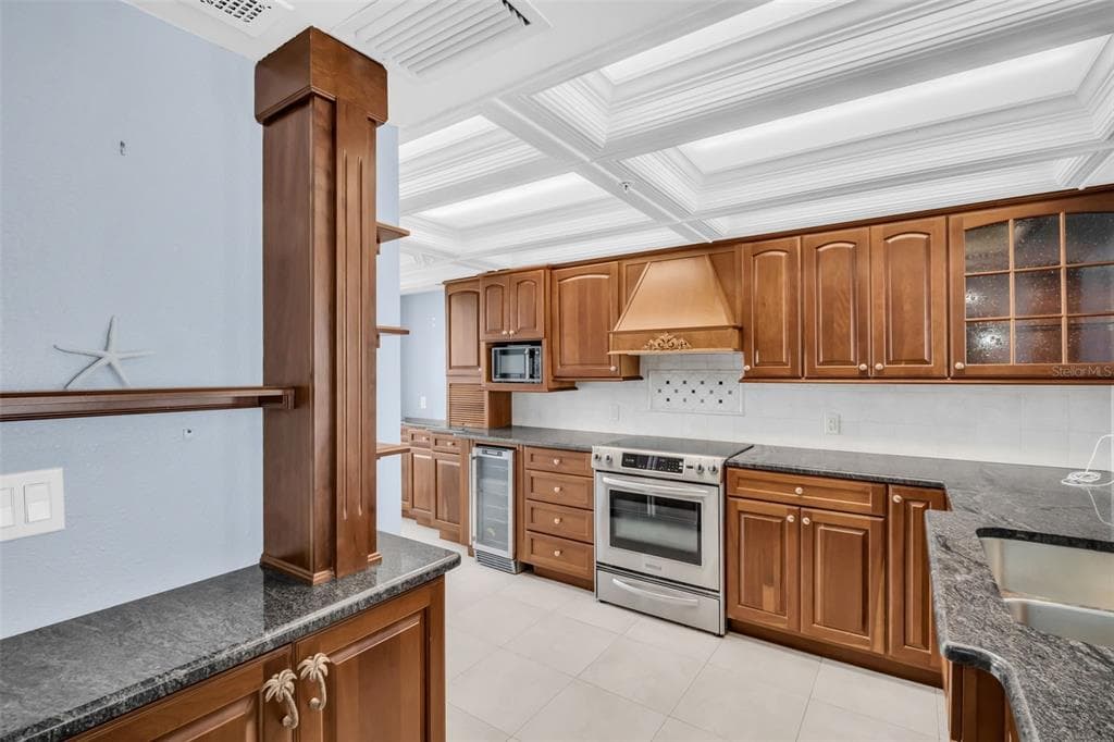 17900 GULF BOULEVARD 12A photo 8