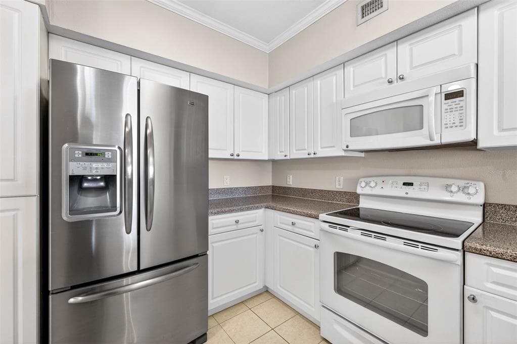 4516 SEAGULL DRIVE 714 photo 11