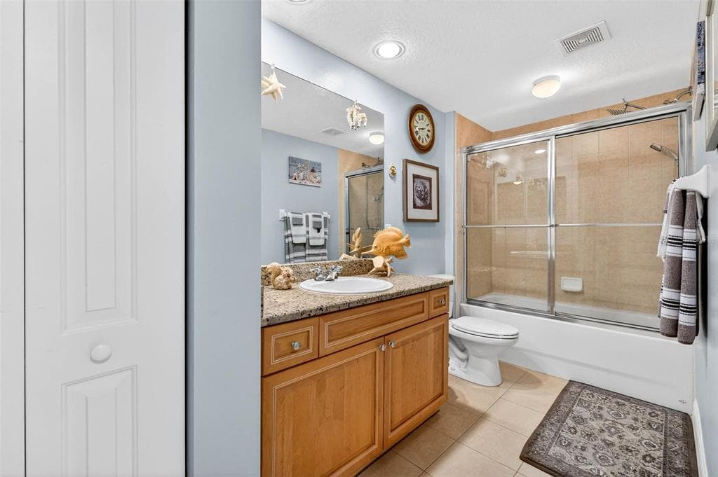 4516 SEAGULL DRIVE 719 photo 23