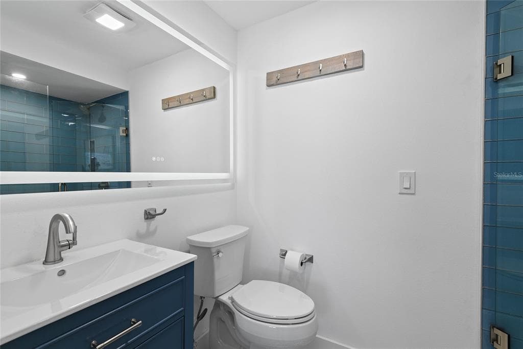 4821 SAXON DRIVE B-213 photo 25
