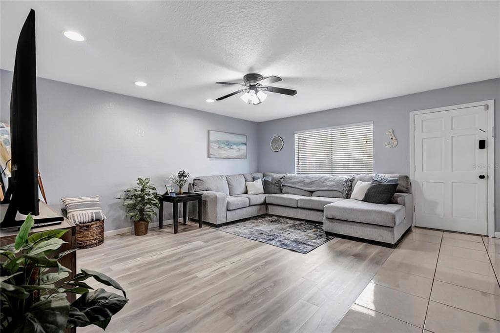 350 79TH AVENUE N 238 photo 4