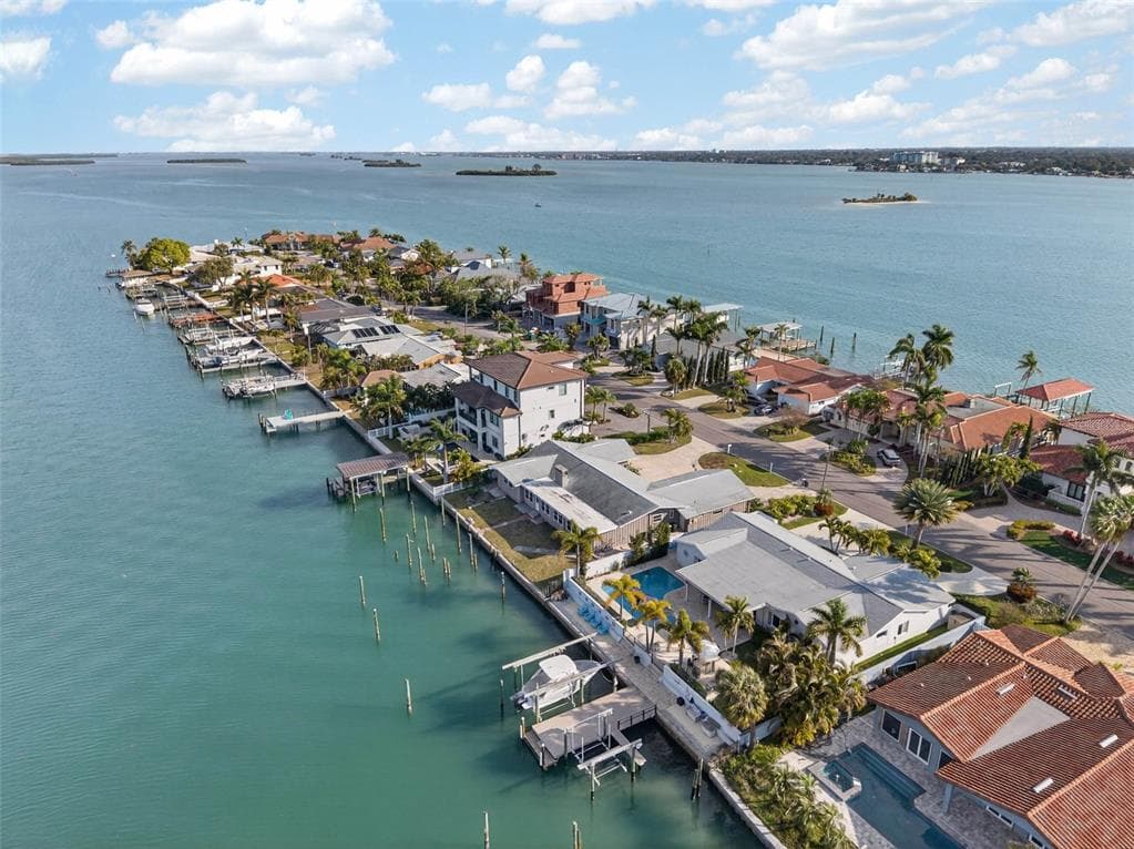 136 WINDWARD ISLAND photo 6