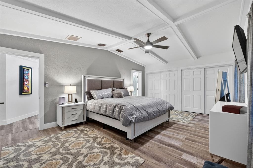 136 WINDWARD ISLAND photo 20