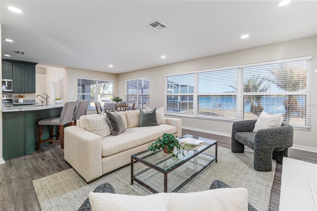 411 EDGEWATER DRIVE photo 8